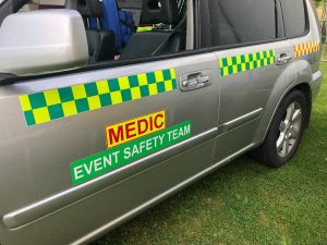 Shows signage on 4x4